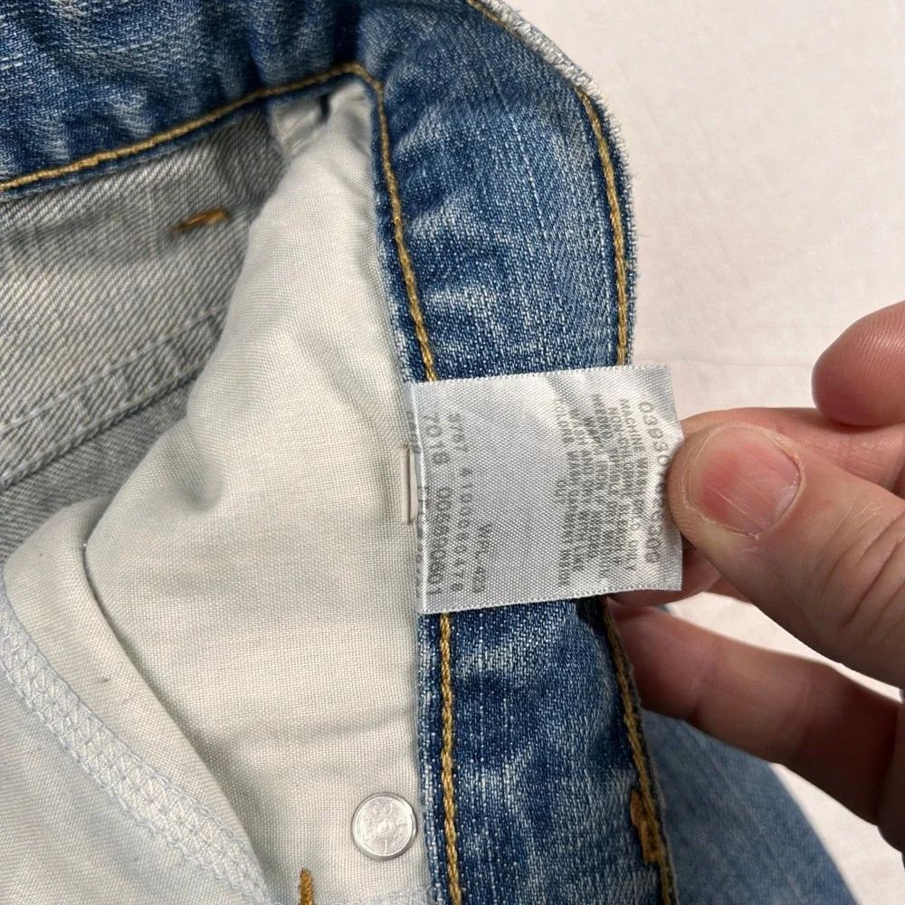 Levis good used